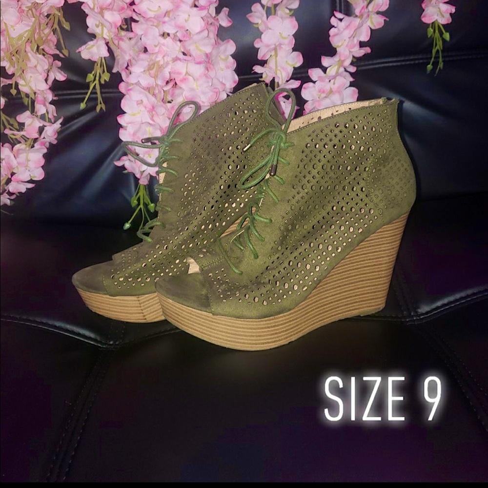 Size 9 Cork Green Lace Up Wedge Heels